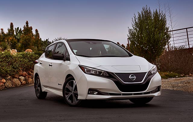 2018 nissan deals leaf price